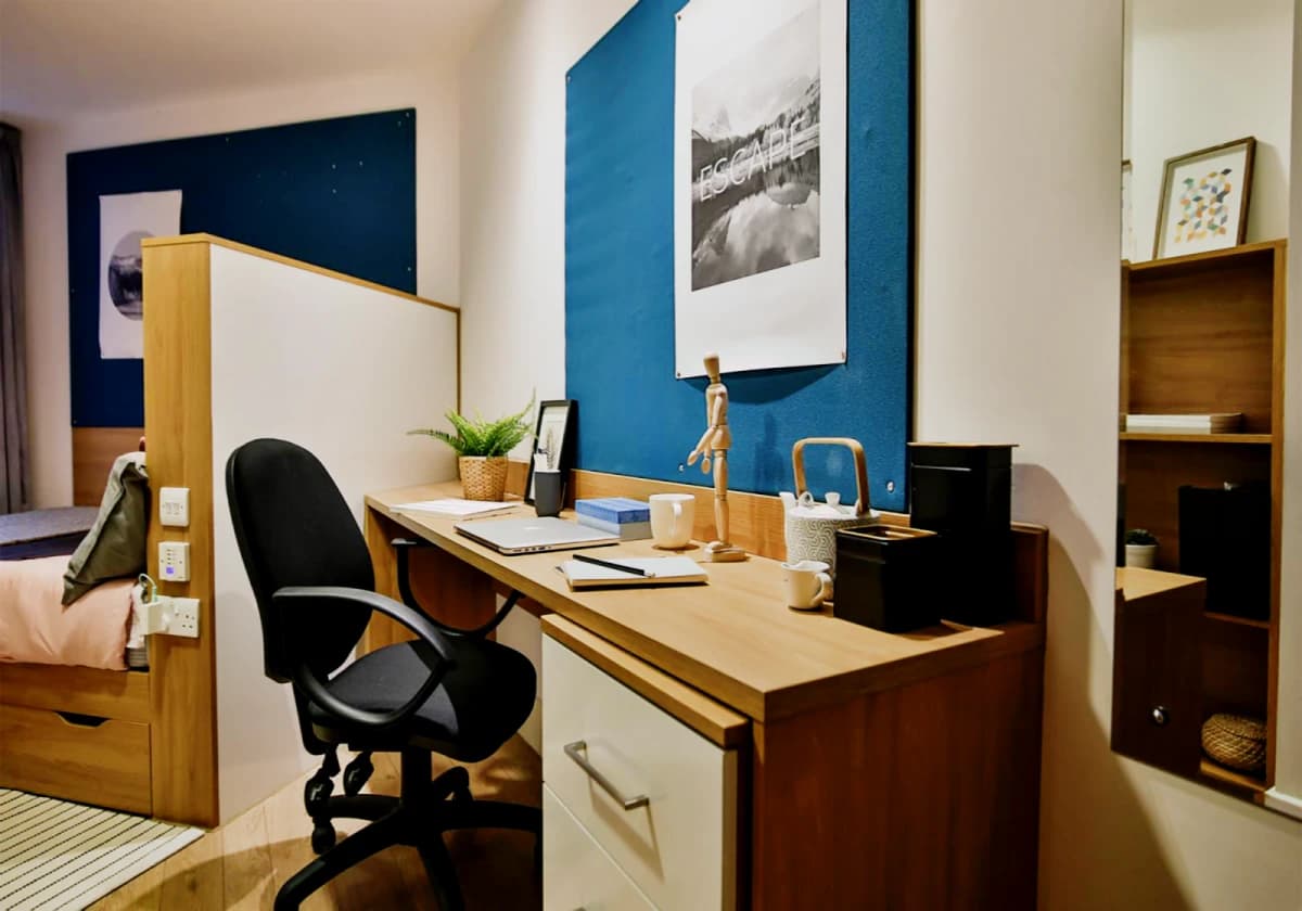 iQ Abacus House image