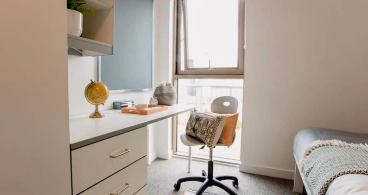 Superior Ensuite