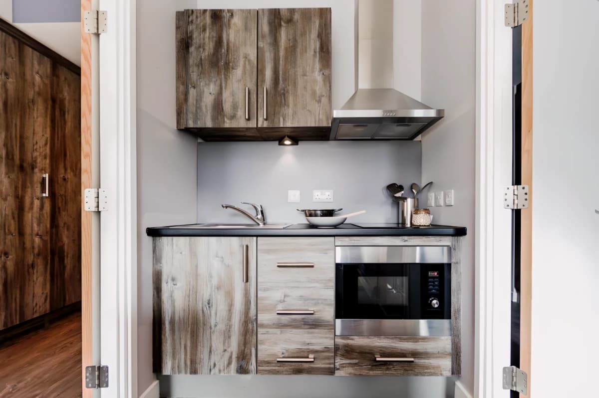 Silver Ensuite
