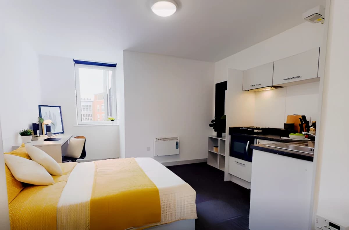 iQ Newland House image