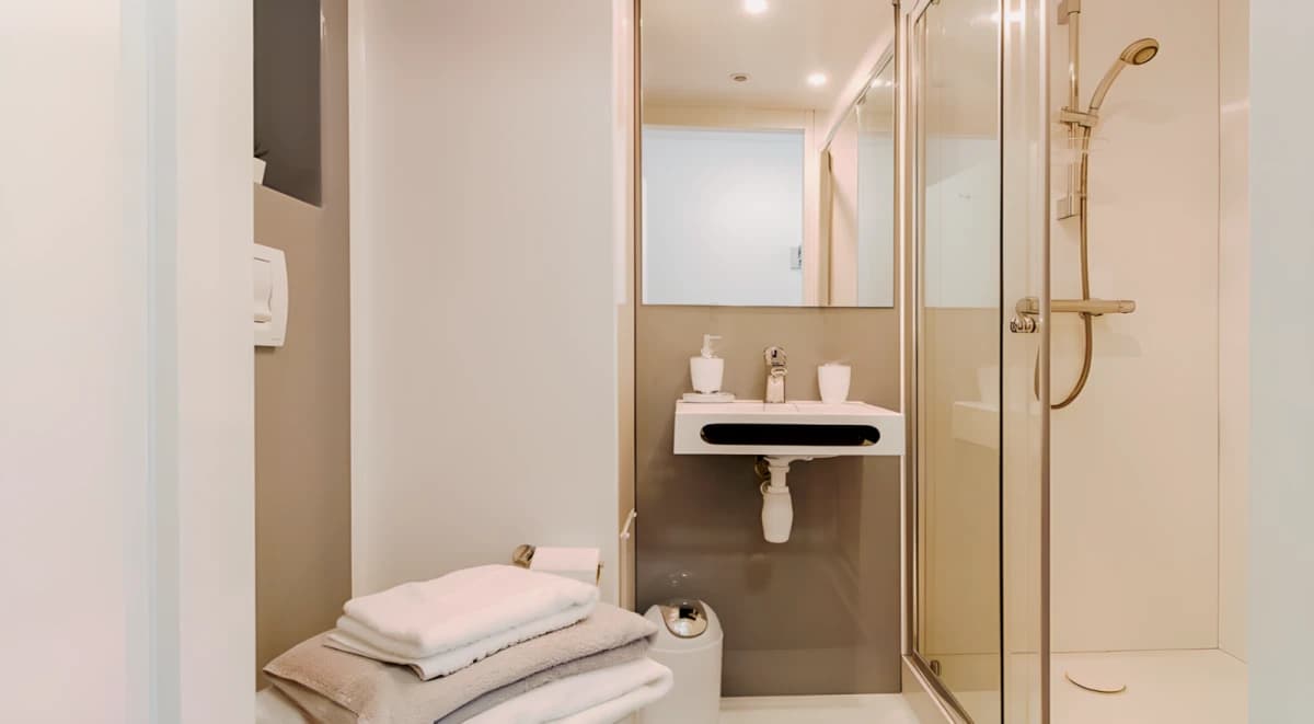 Classic En-Suite