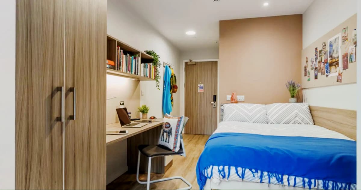 Kaplan Living Brighton image 2
