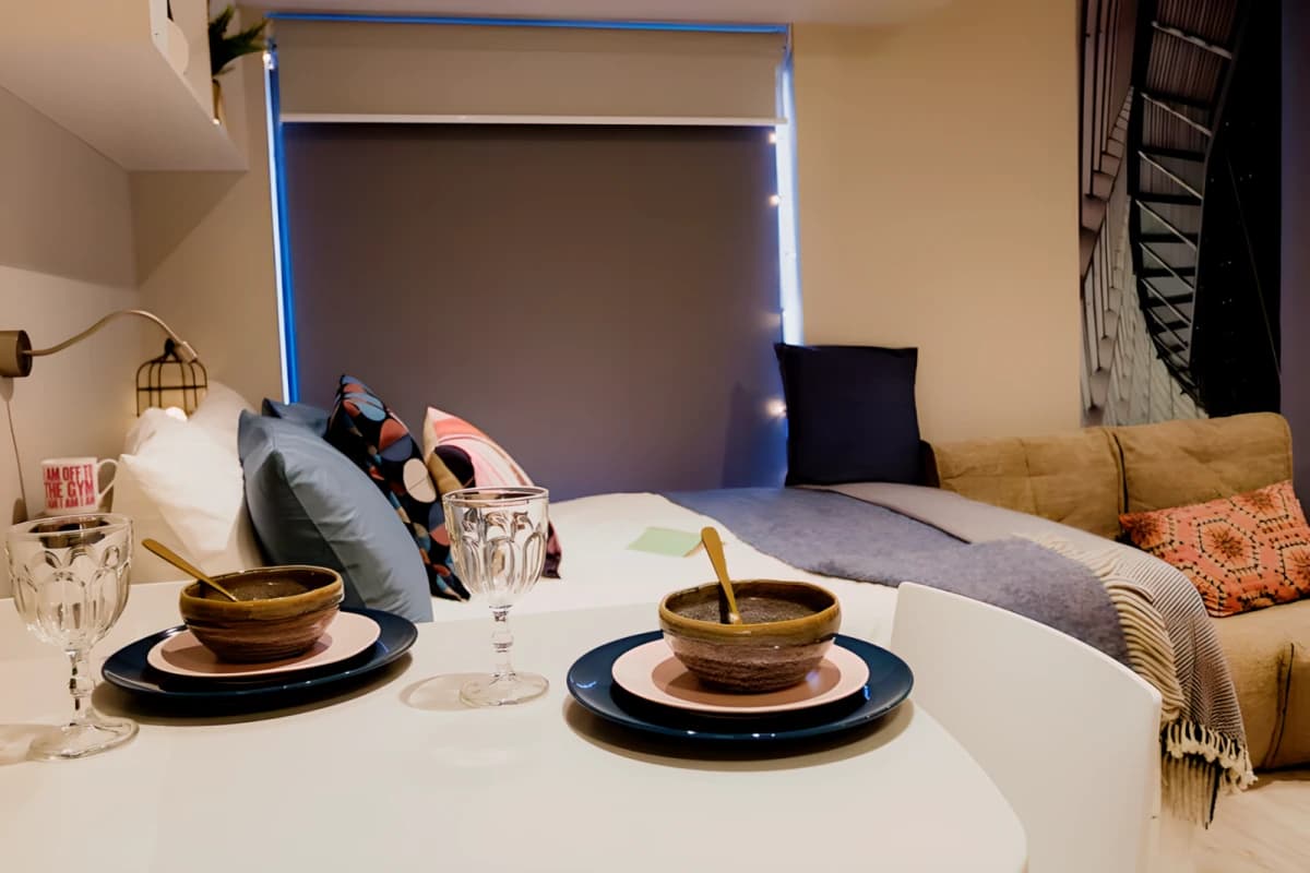 9 De Montfort Mews image