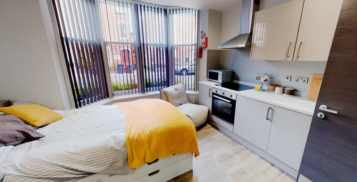 12-16 De Montfort Street image