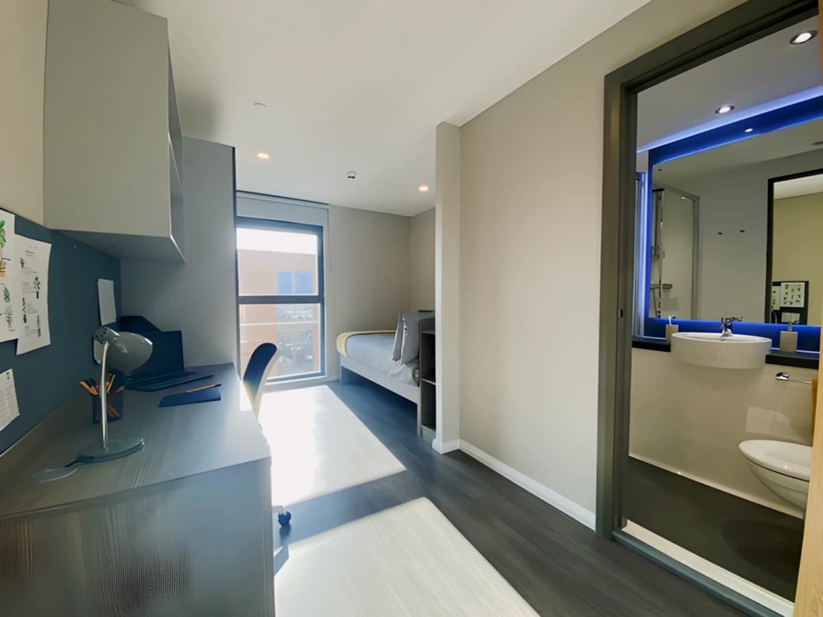 Ensuite Silver