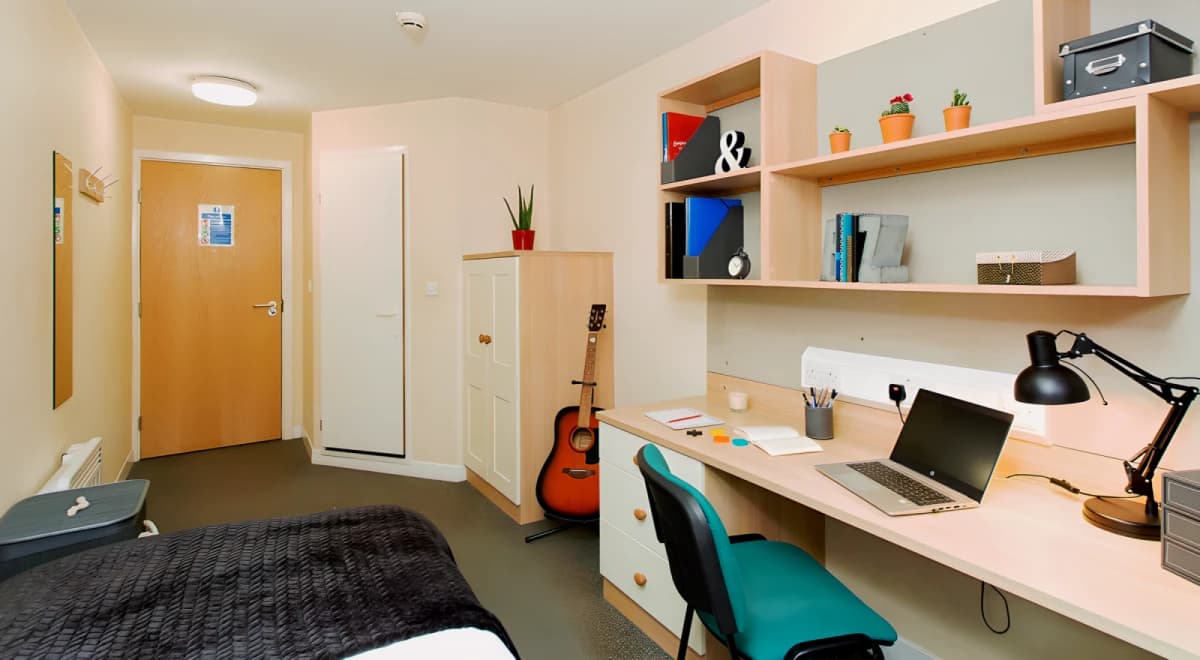 Classic En-Suite