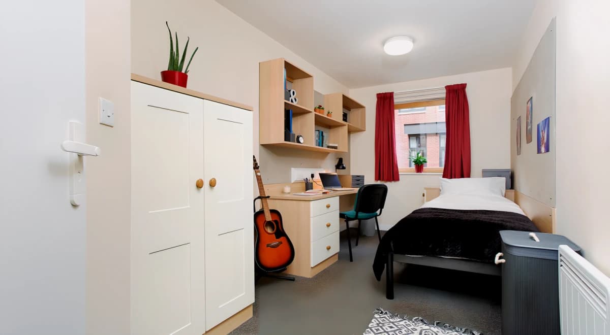 Classic En-Suite