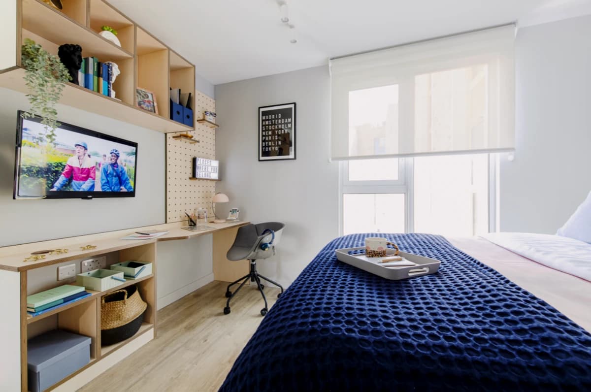 Executive Studio