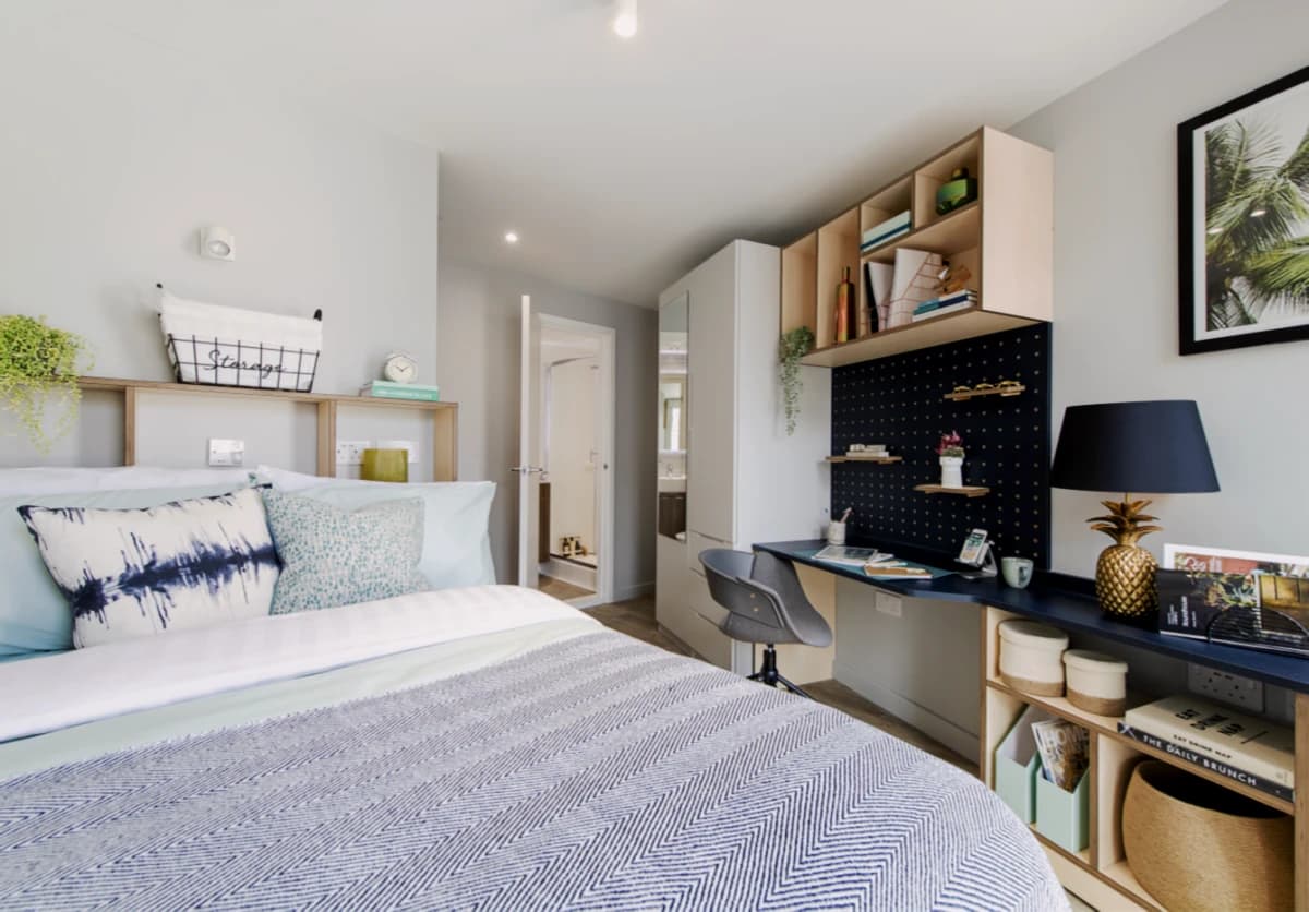 7 Bed Premium Ensuite