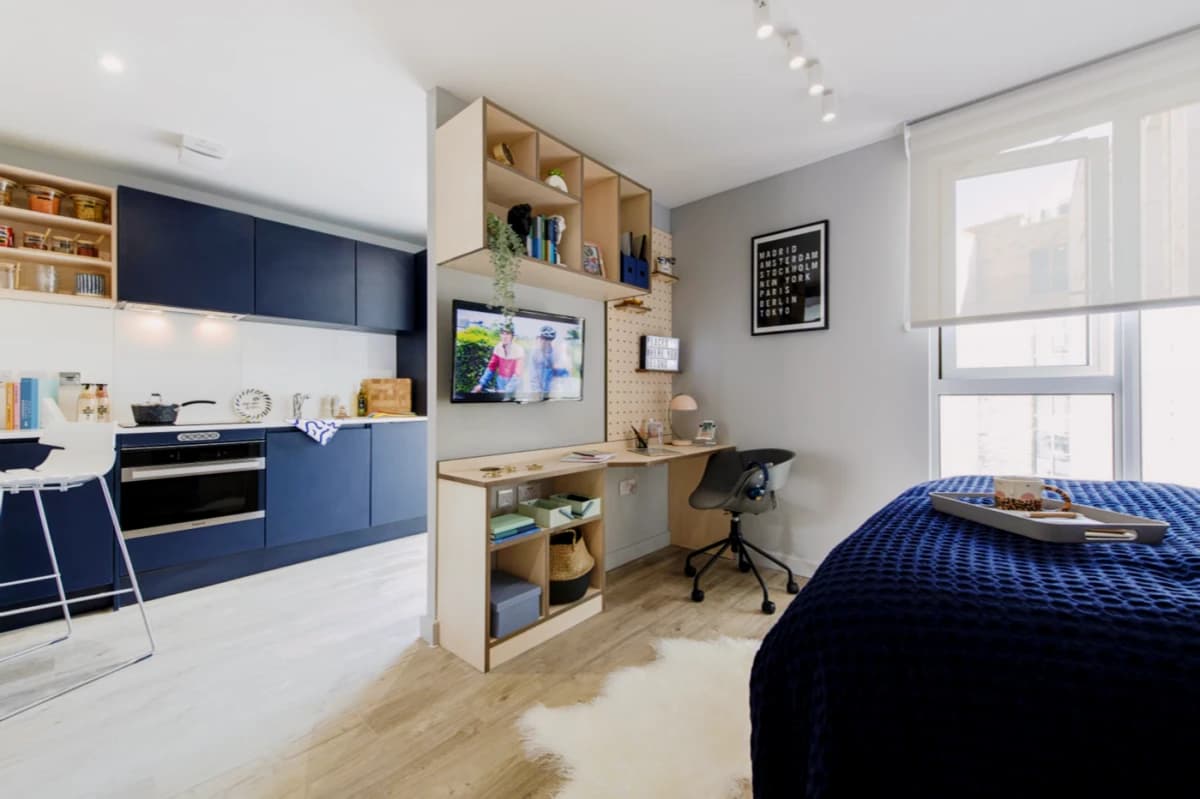 Executive Studio