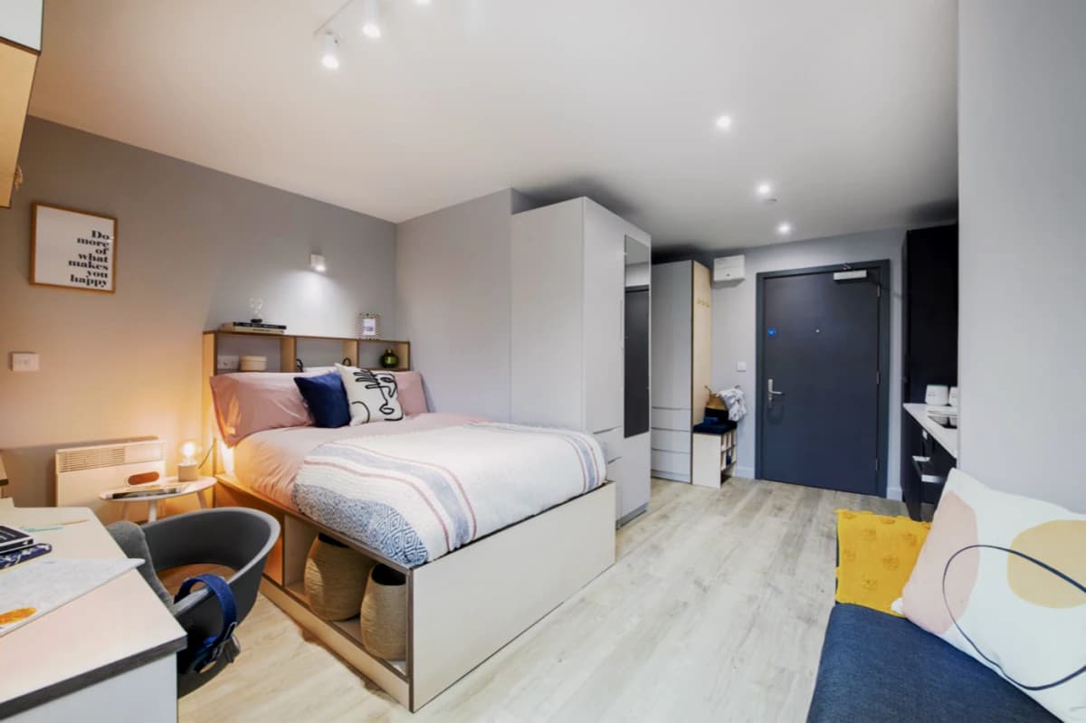 Premium Studio
