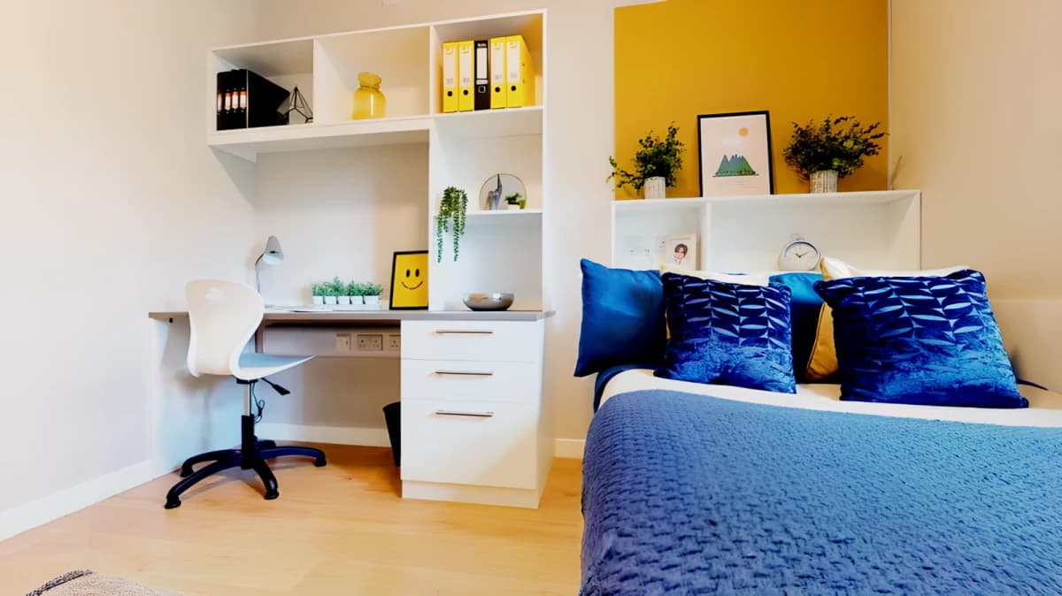 Centro House image
