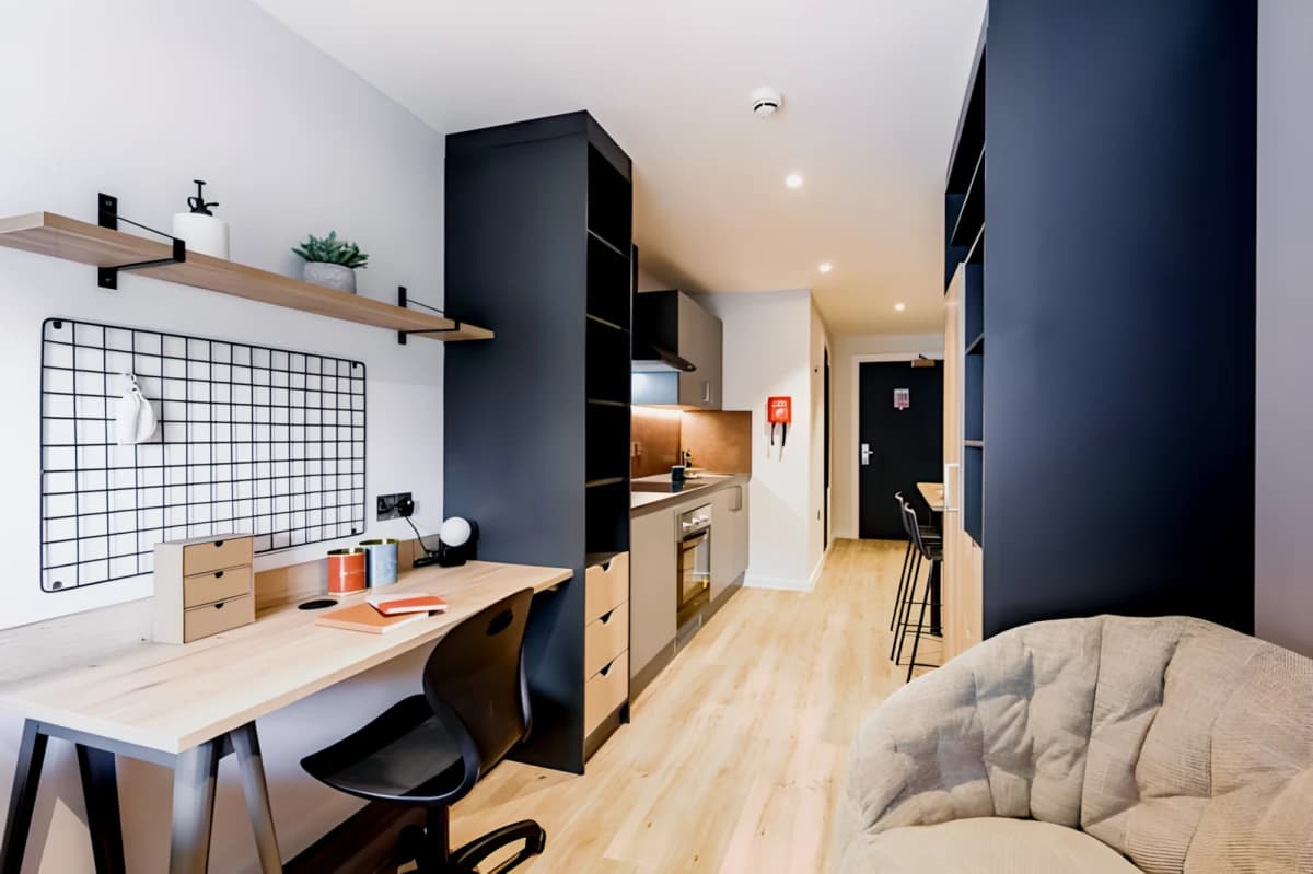 Premium Garden Studio