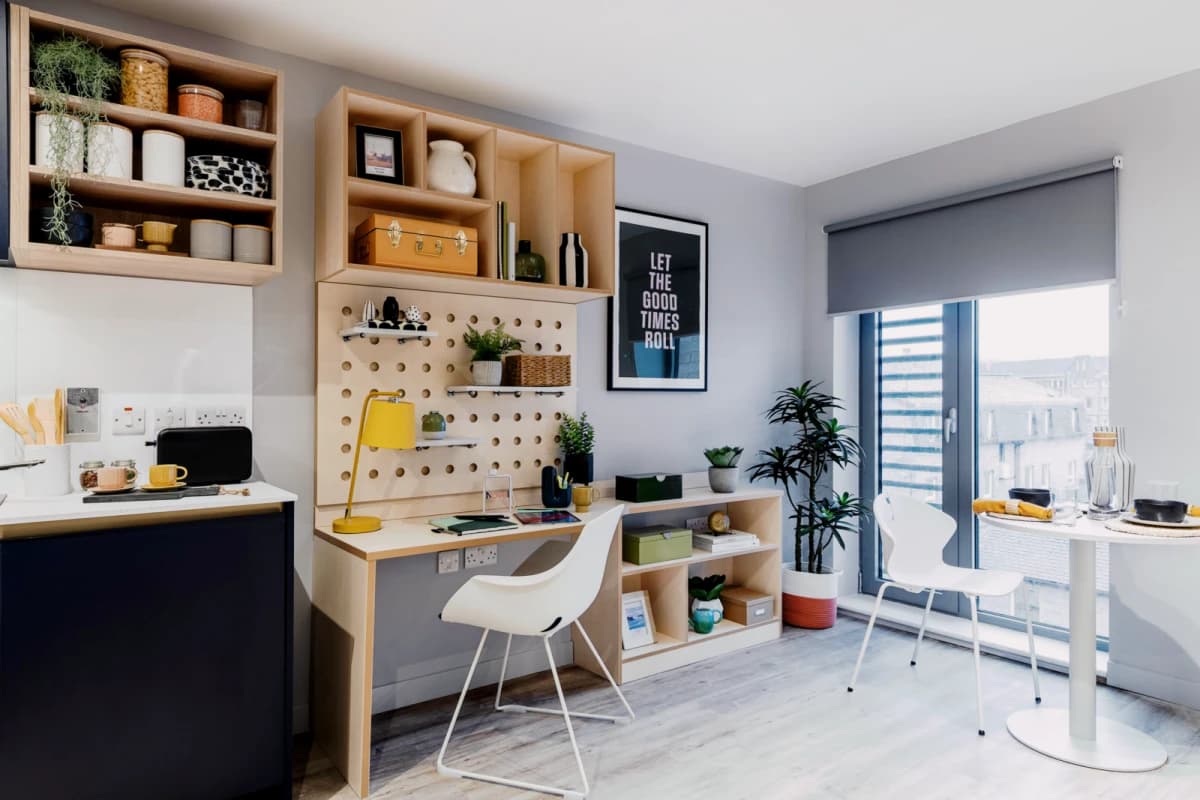 Executive Studio