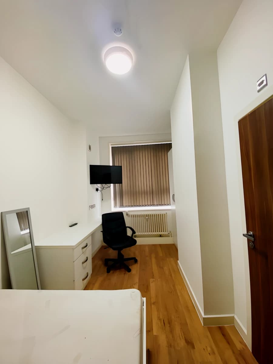 18 - 20 Albion Street image