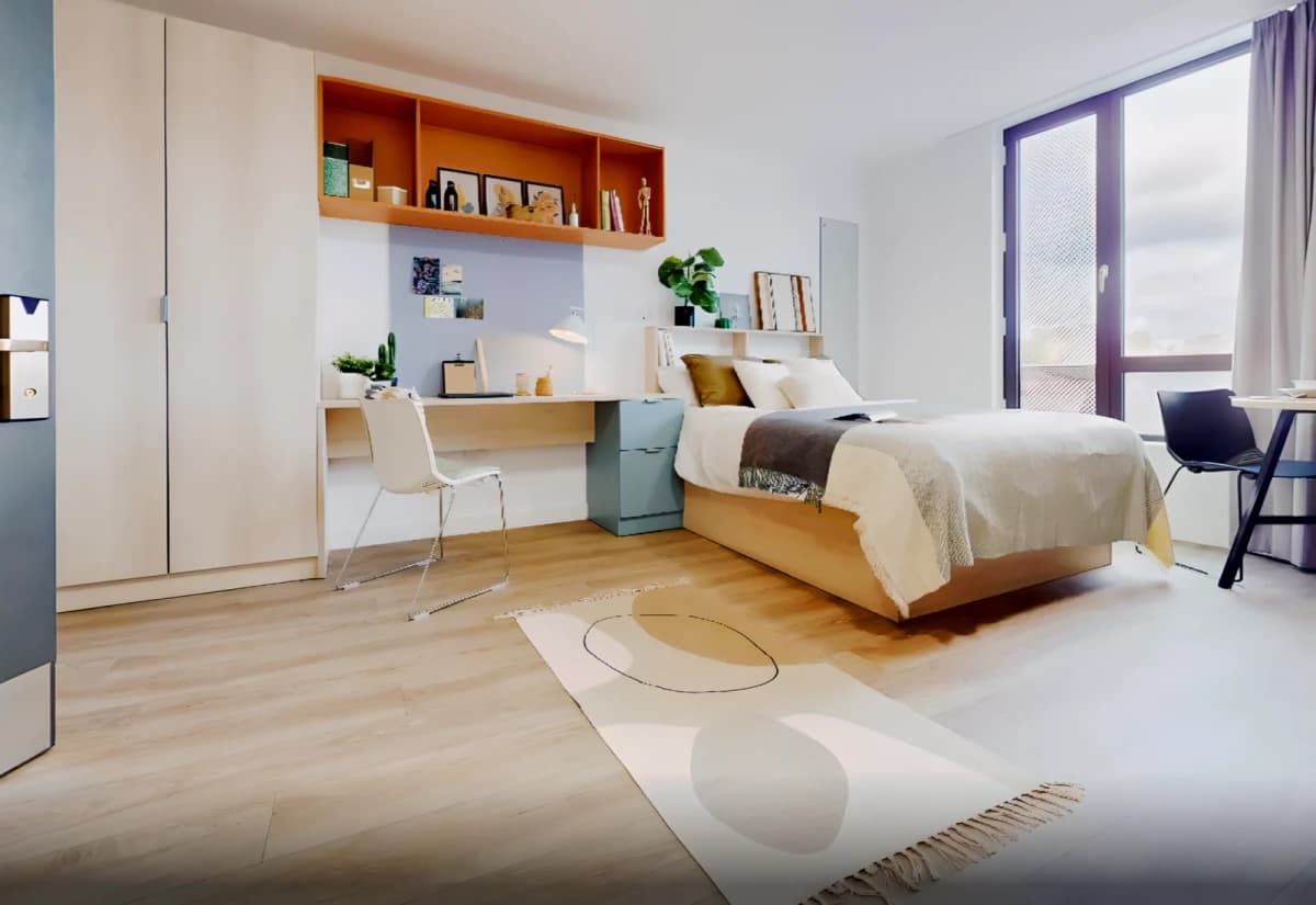 iQ Signal Place image