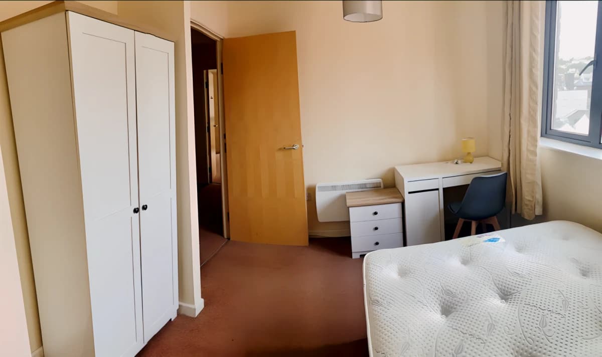 2 bedrooms 2 bathrooms