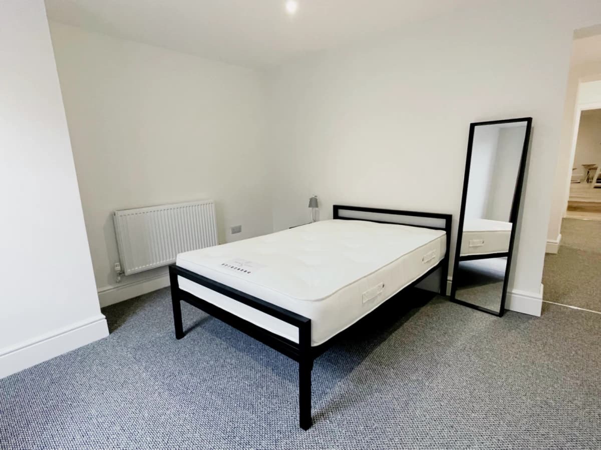 2 Ensuite Bedroom