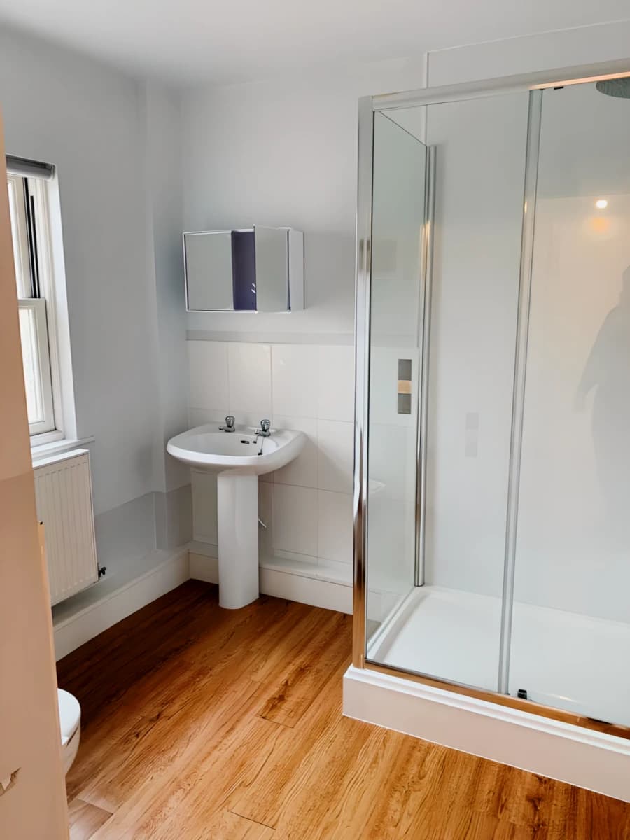 3 Bedroom, 1 Bathroom