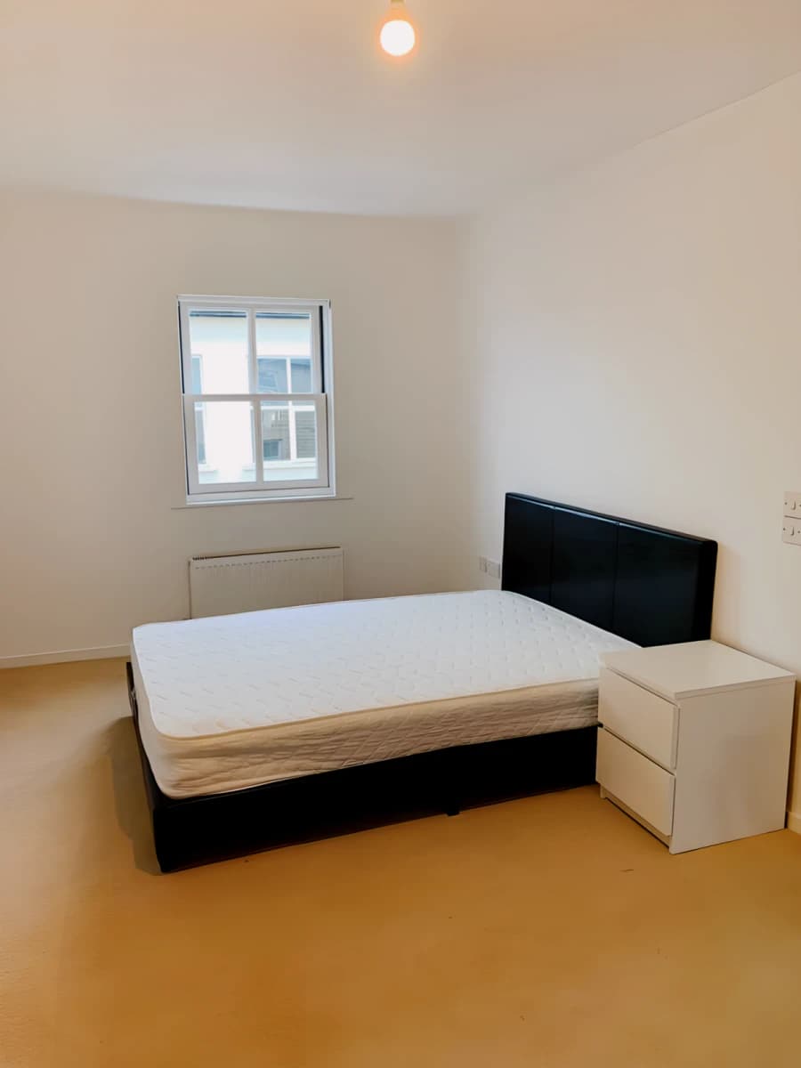 3 Bedroom, 1 Bathroom