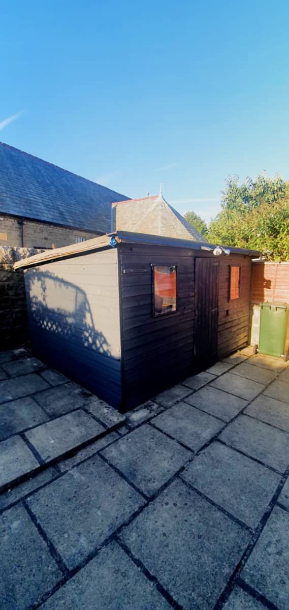 4 Bedroom, 1 Bathroom
