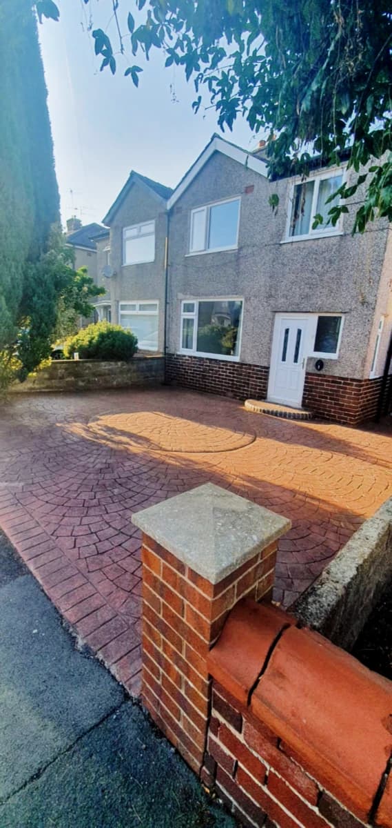 4 Bedroom, 1 Bathroom