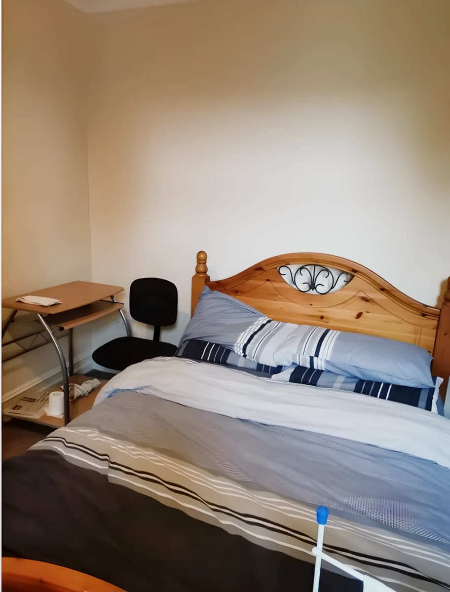 5 Bedroom, 1 Bathroom