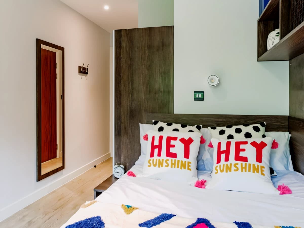 1 Bedroom, 1 Bathroom
