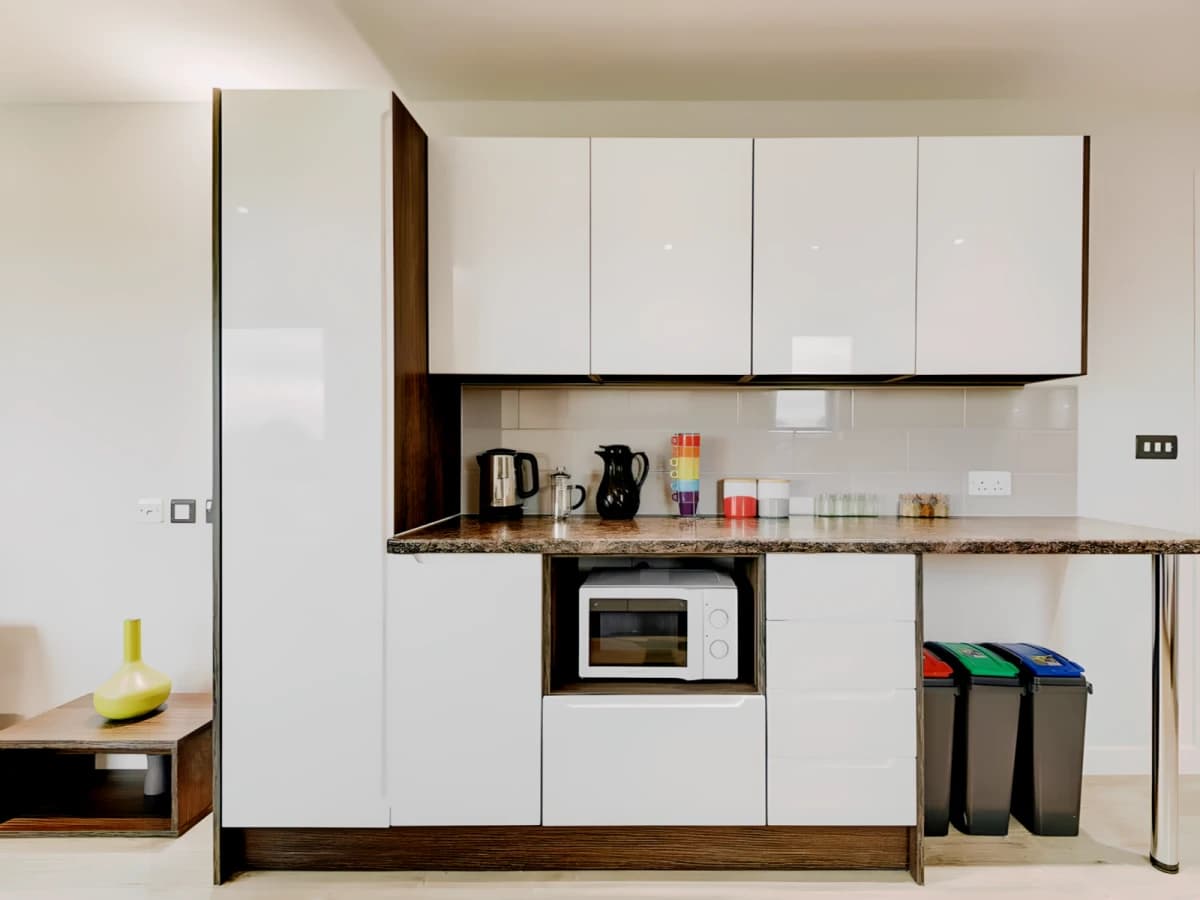 1 Bedroom, 1 Bathroom