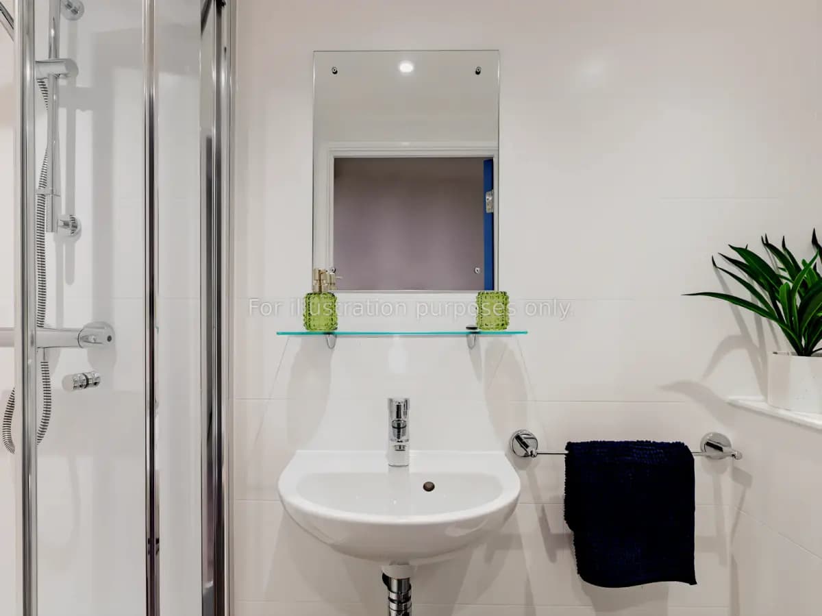 7 Bedroom, 1 Bathroom