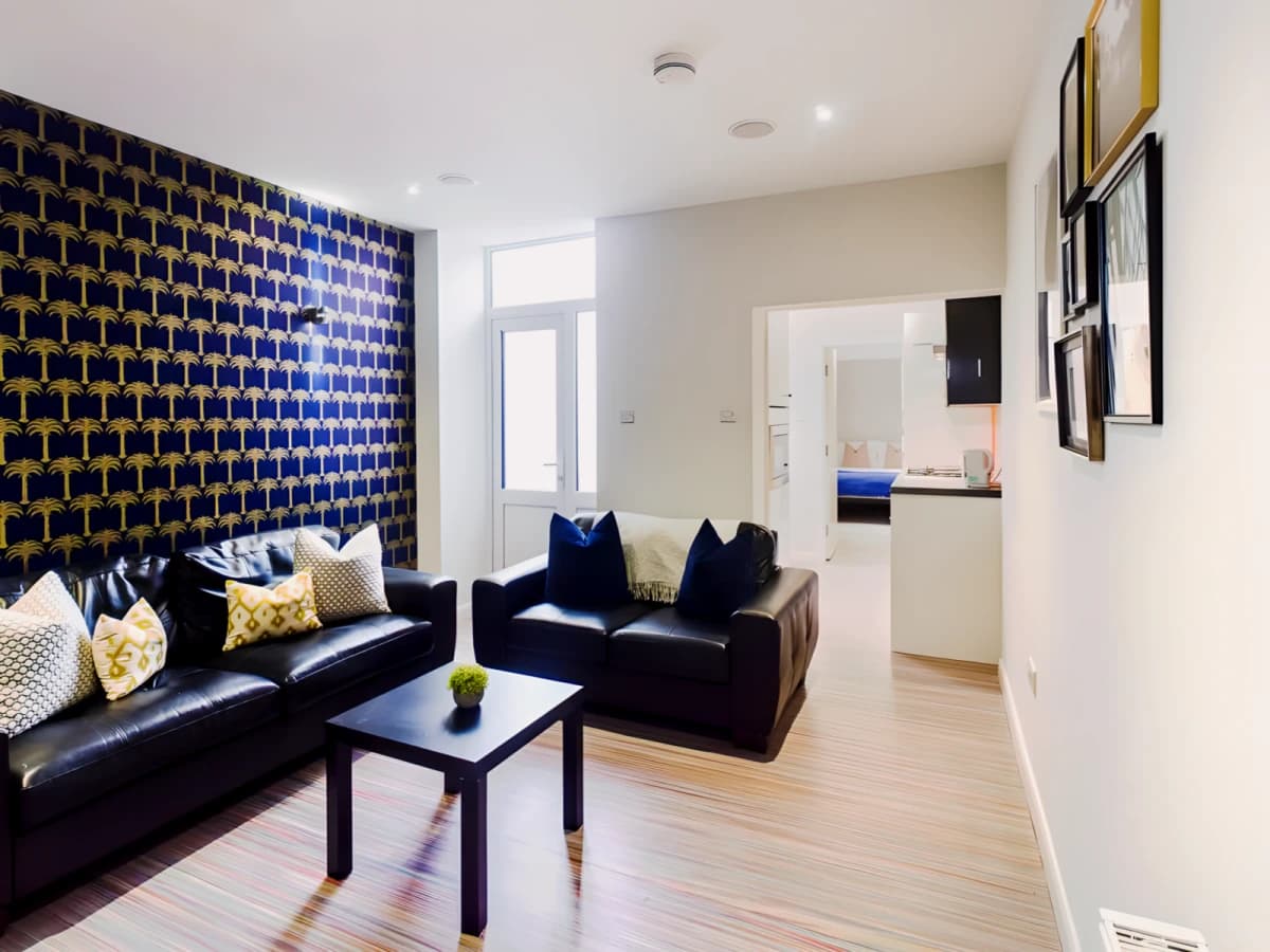 4 Bed 1 Bath