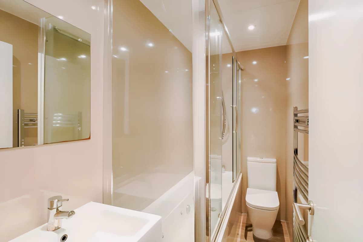 5 Bed 1 Bath