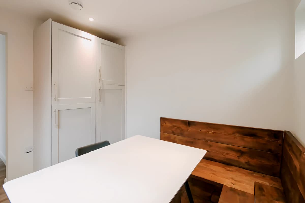 5 Bed 1 Bath