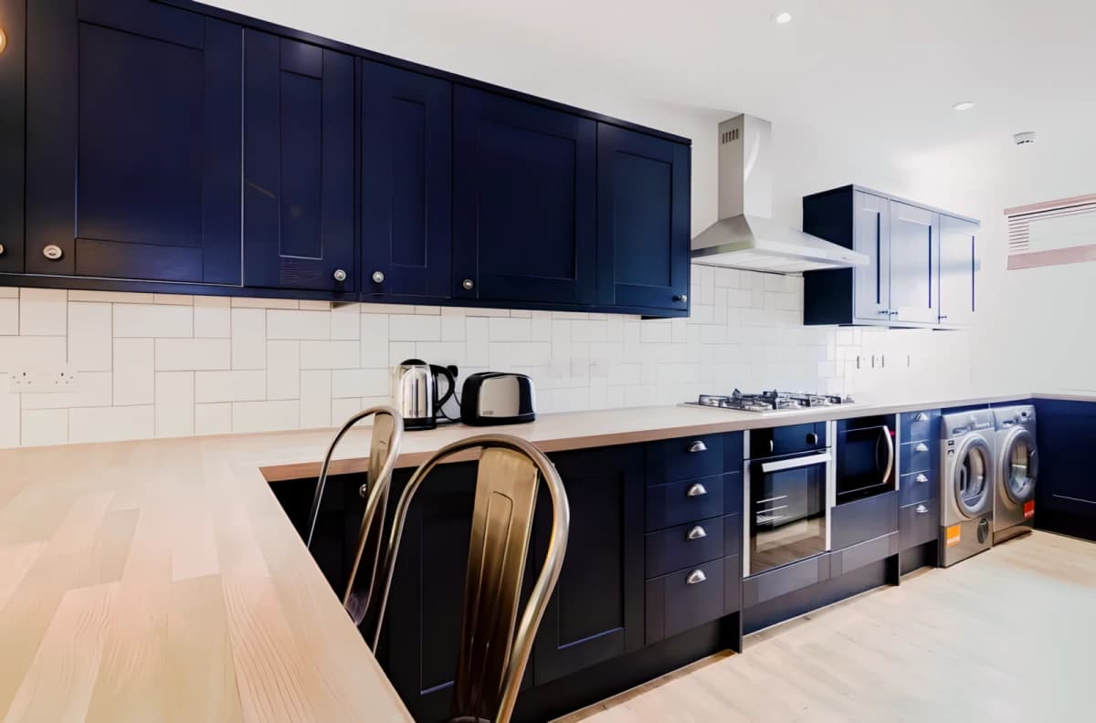 Flat 6, 42 Bankfield Road