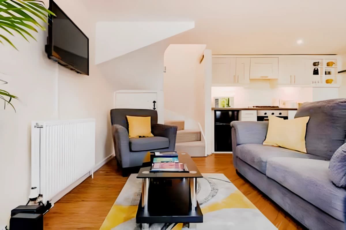 2 Bedroom