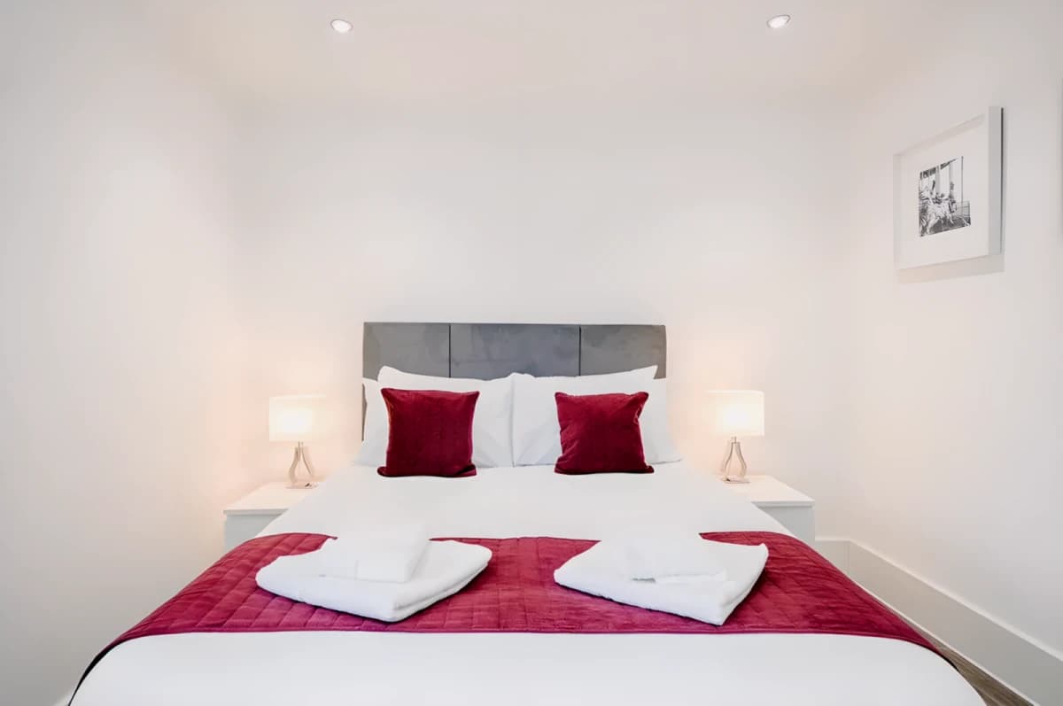 2 bedroom apartments