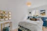 1 Bedrooms 1 Bathroom