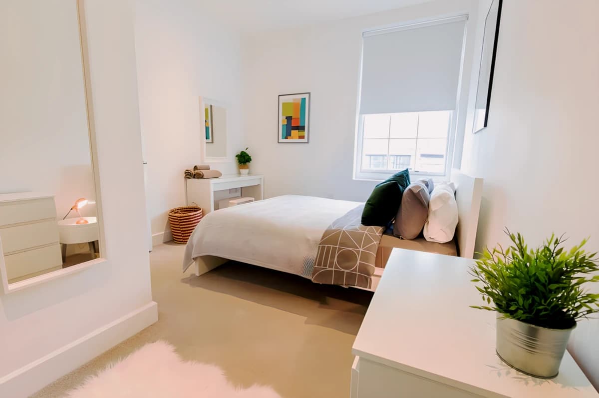1 Bedrooms 1 Bathroom