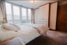 Entire Place·2B2B···5 Centurion Court