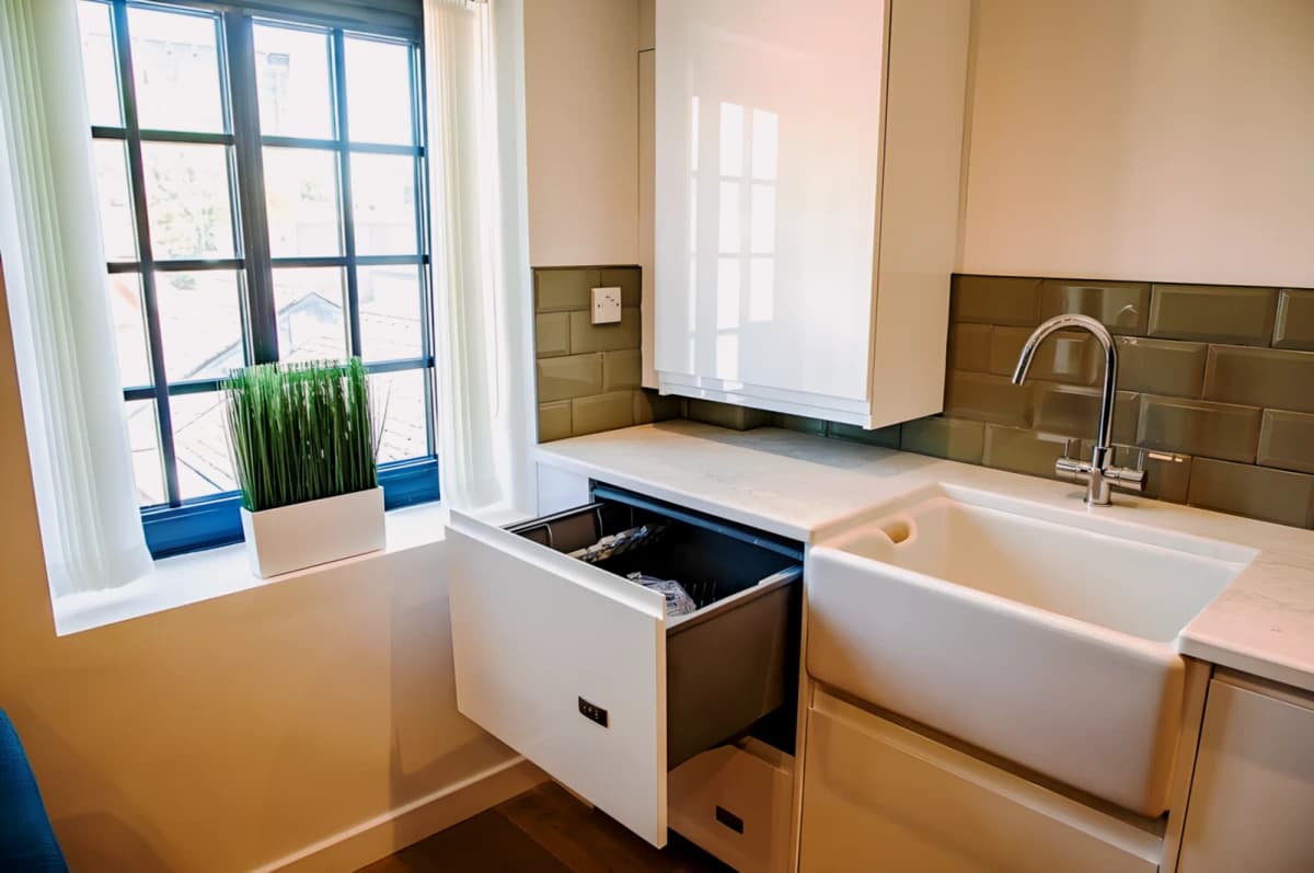 1 Bedrooms 1 Bathroom
