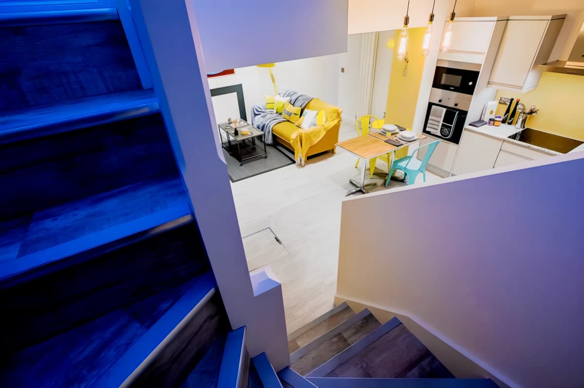 2 Beds 1.5 Bathroom