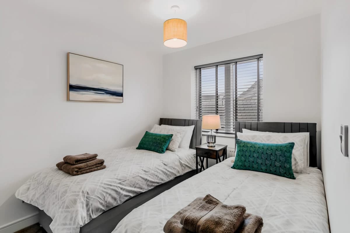2 Bedrooms  2.5 Bathroom
