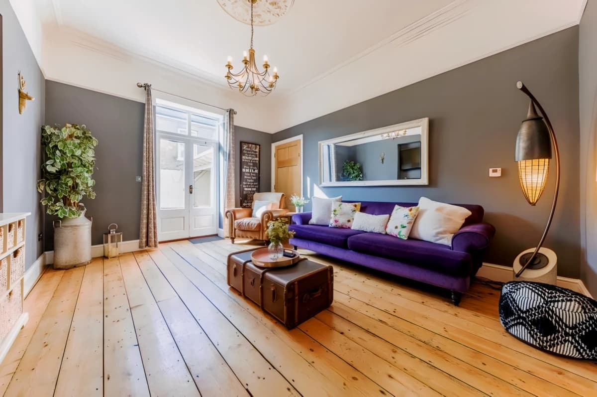 2 Bedrooms 2 Bathroom