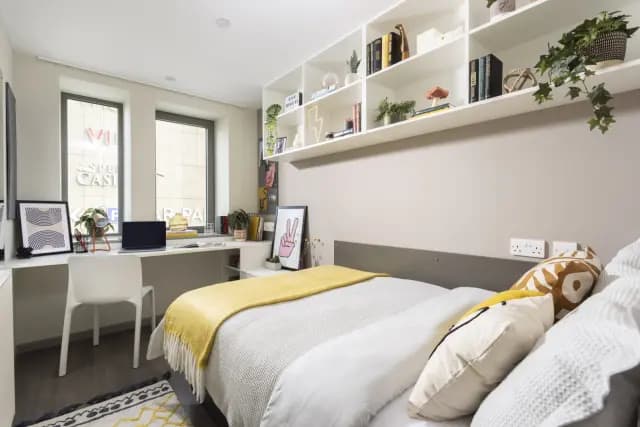 Basic Ensuite Room