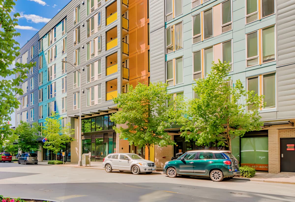 NOLAN Apartments