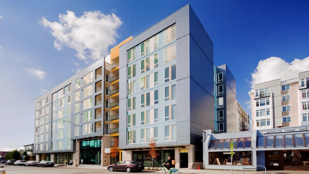 NOLAN Apartments image 4