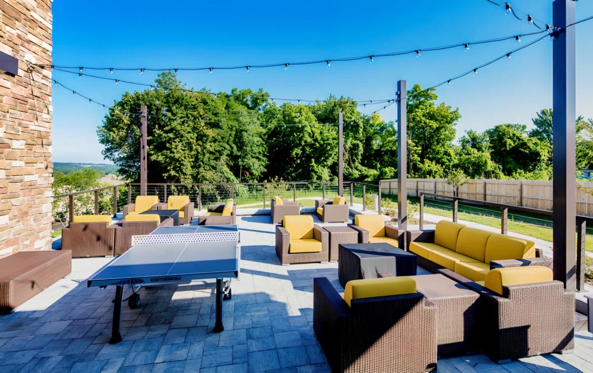 Outdoor Features