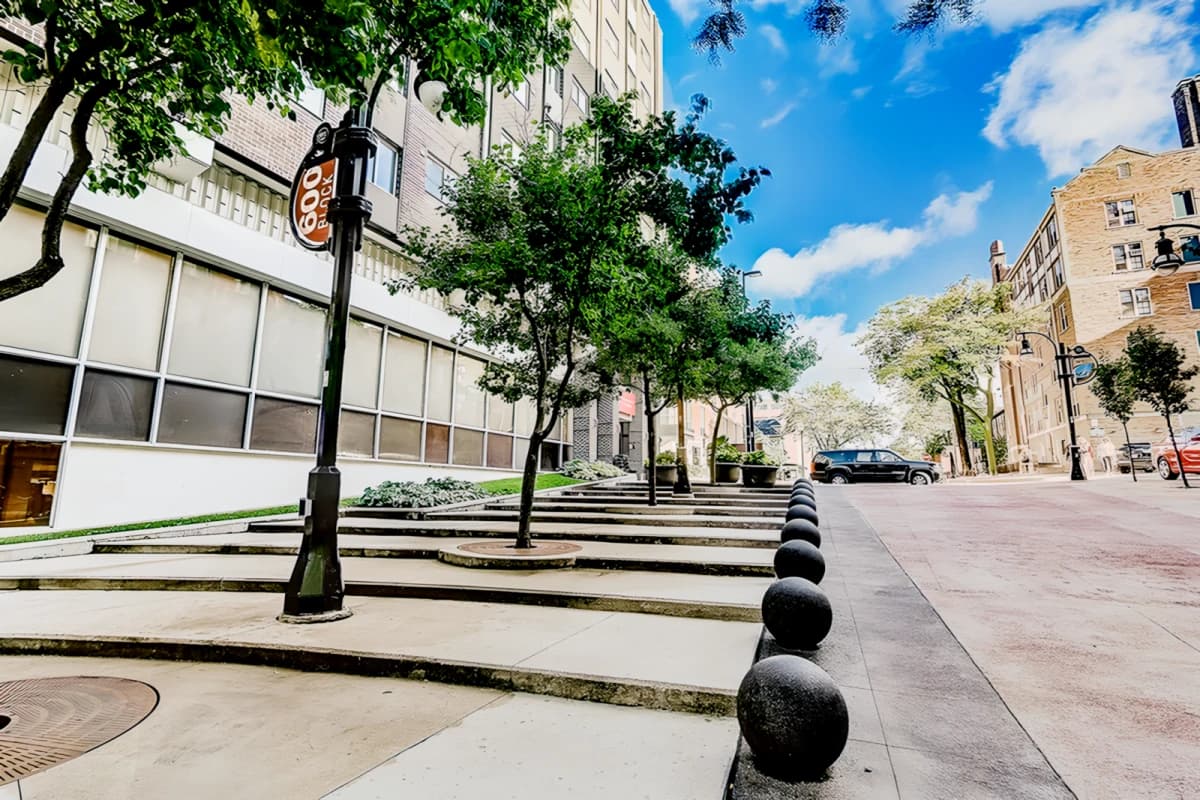 Outdoor Features