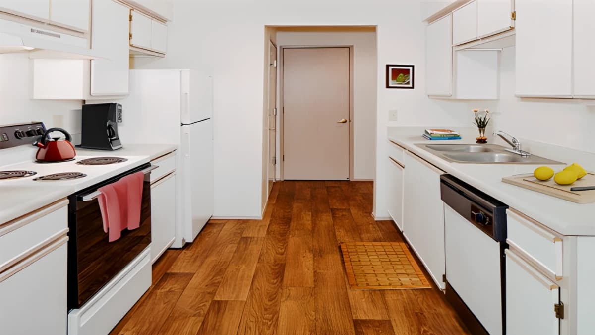 Creekside and Spring Creek Apartments image
