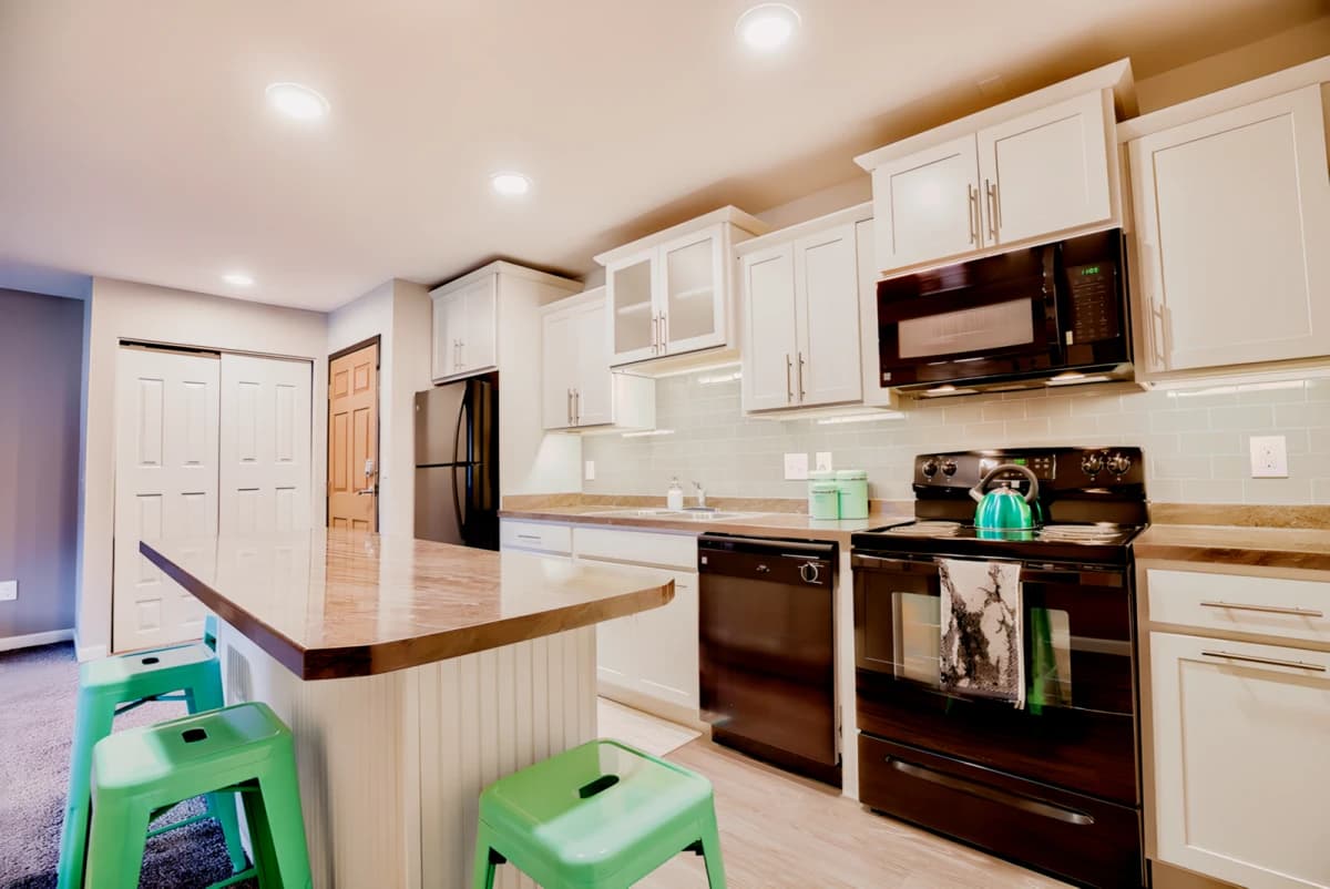 Berrytree Apartments image